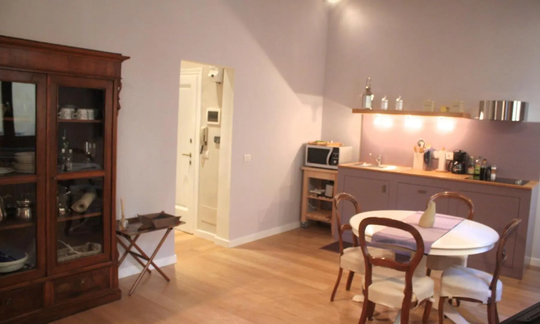 Acacia Firenze - Peonia Apartment 0*, Florence Italy